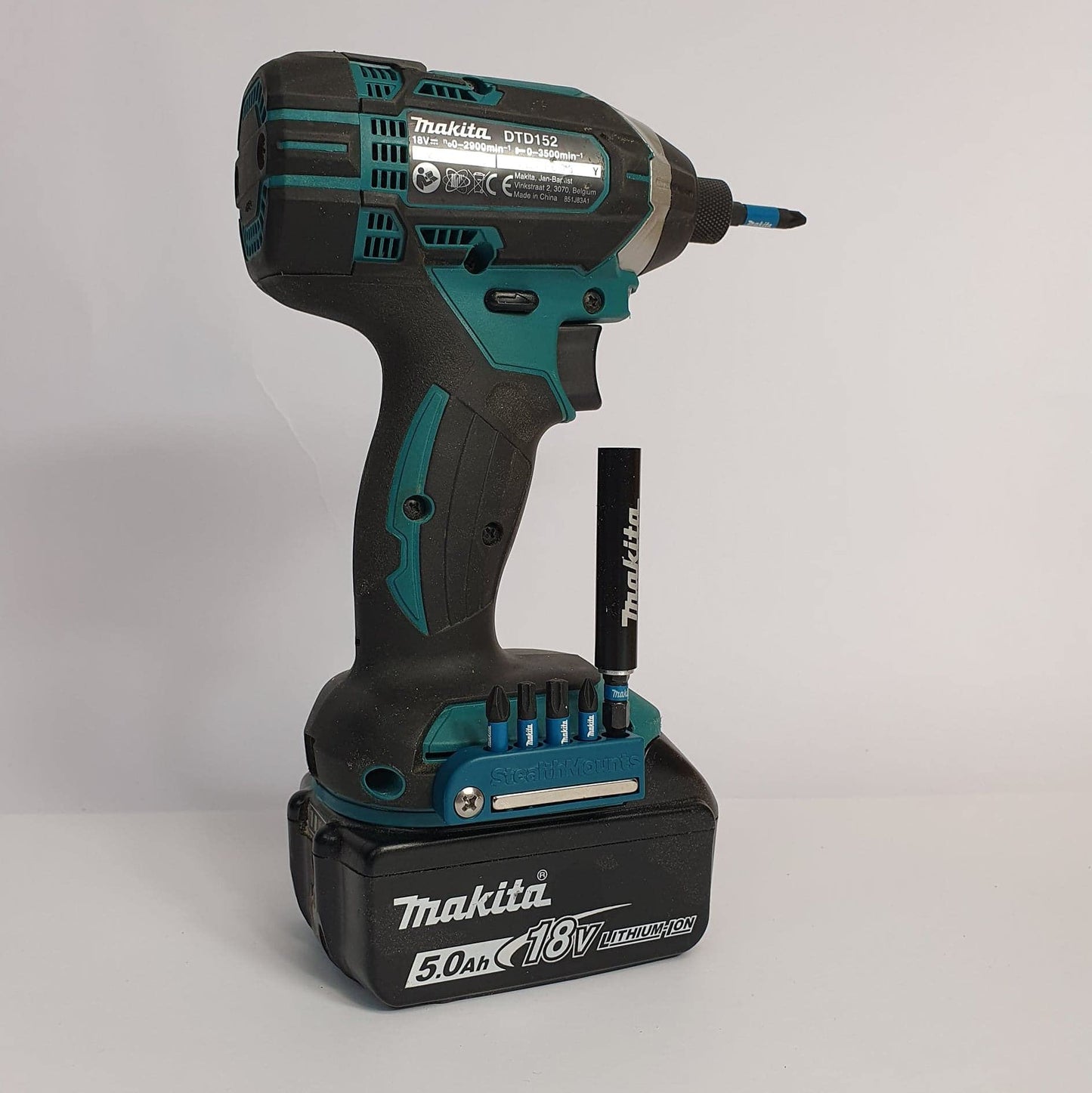 StealthMounts 45° & 90° Magnetic Bit Holder for Makita CXT, LXT & XGT Tools