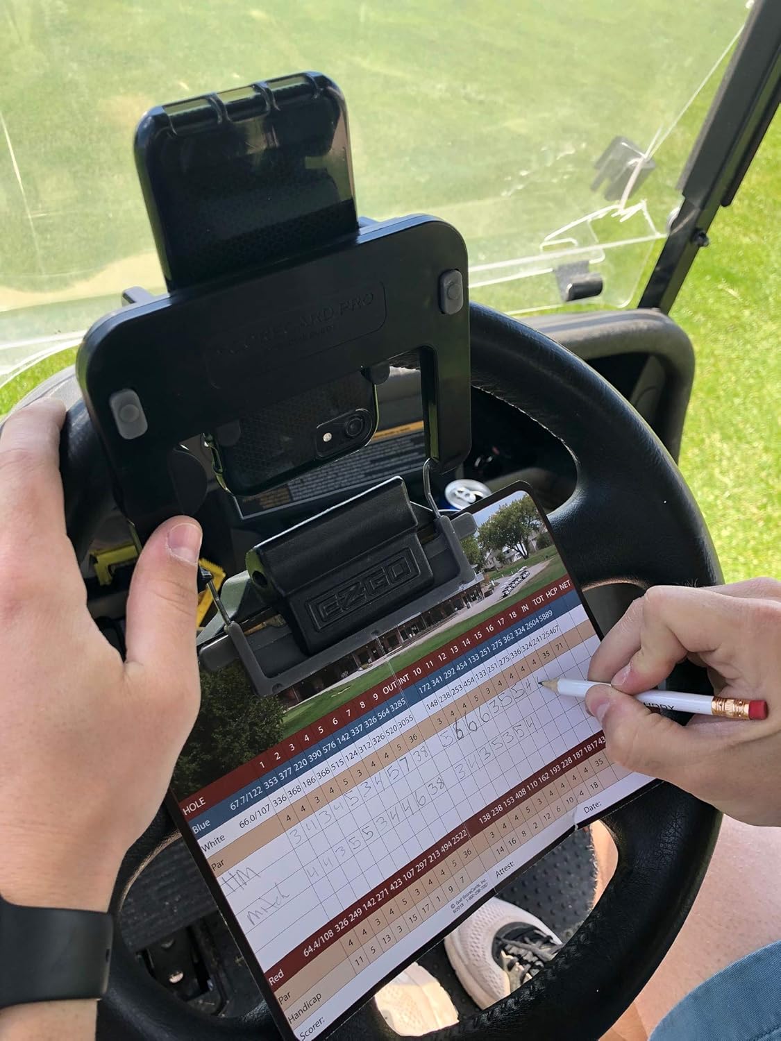🔥Hot Sale 49% off - 🌟⛳ Clip-On Phone Holder for Golf Cart Steering Wheel – Quick Install & Firm Grip