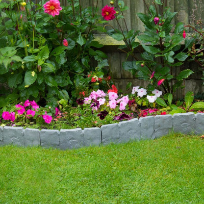 🌿Stone-effect garden fence